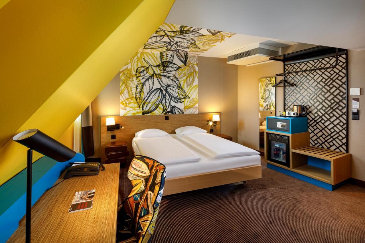 Swiss Chocolate By Fassbind Hotell
