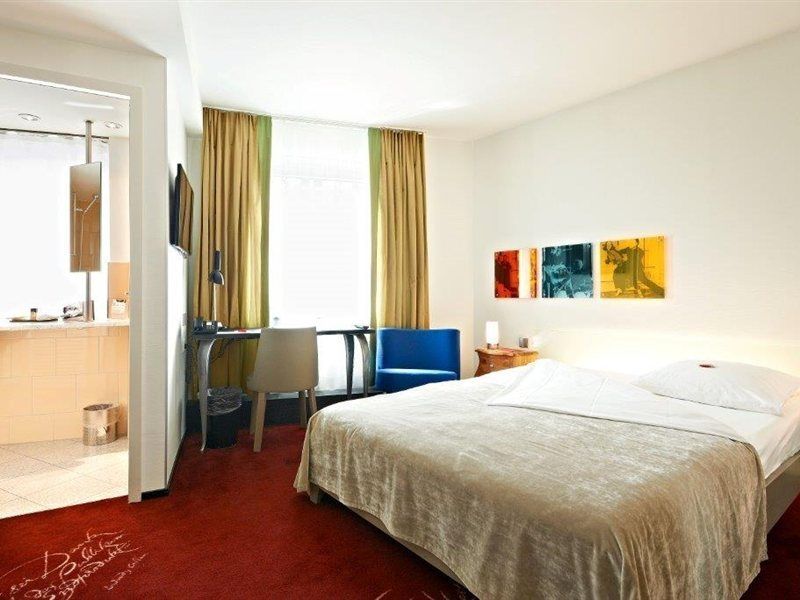Hotell Swiss Chocolate By Fassbind 3*
